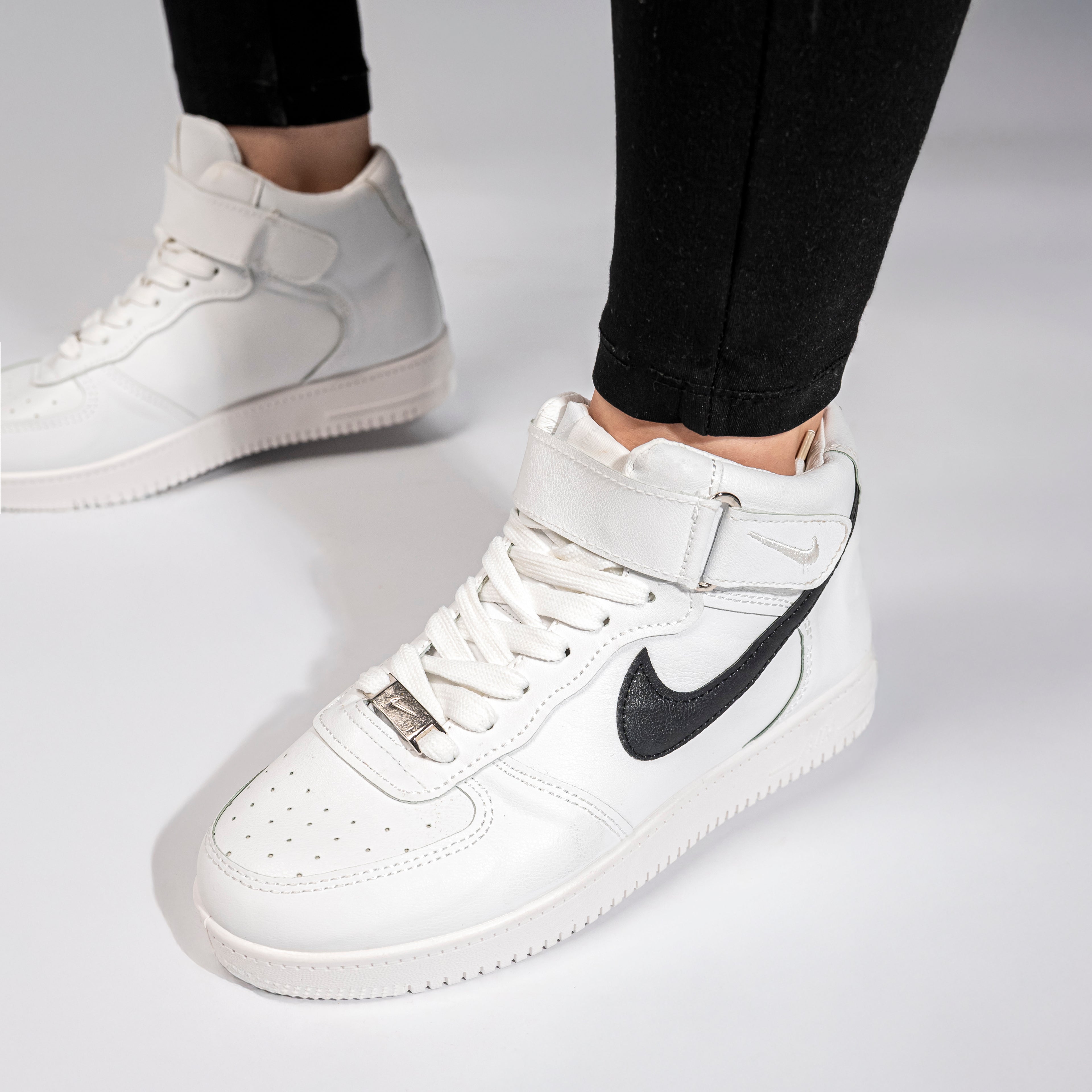 Air Force Women’s Sneakers | white - Model 910