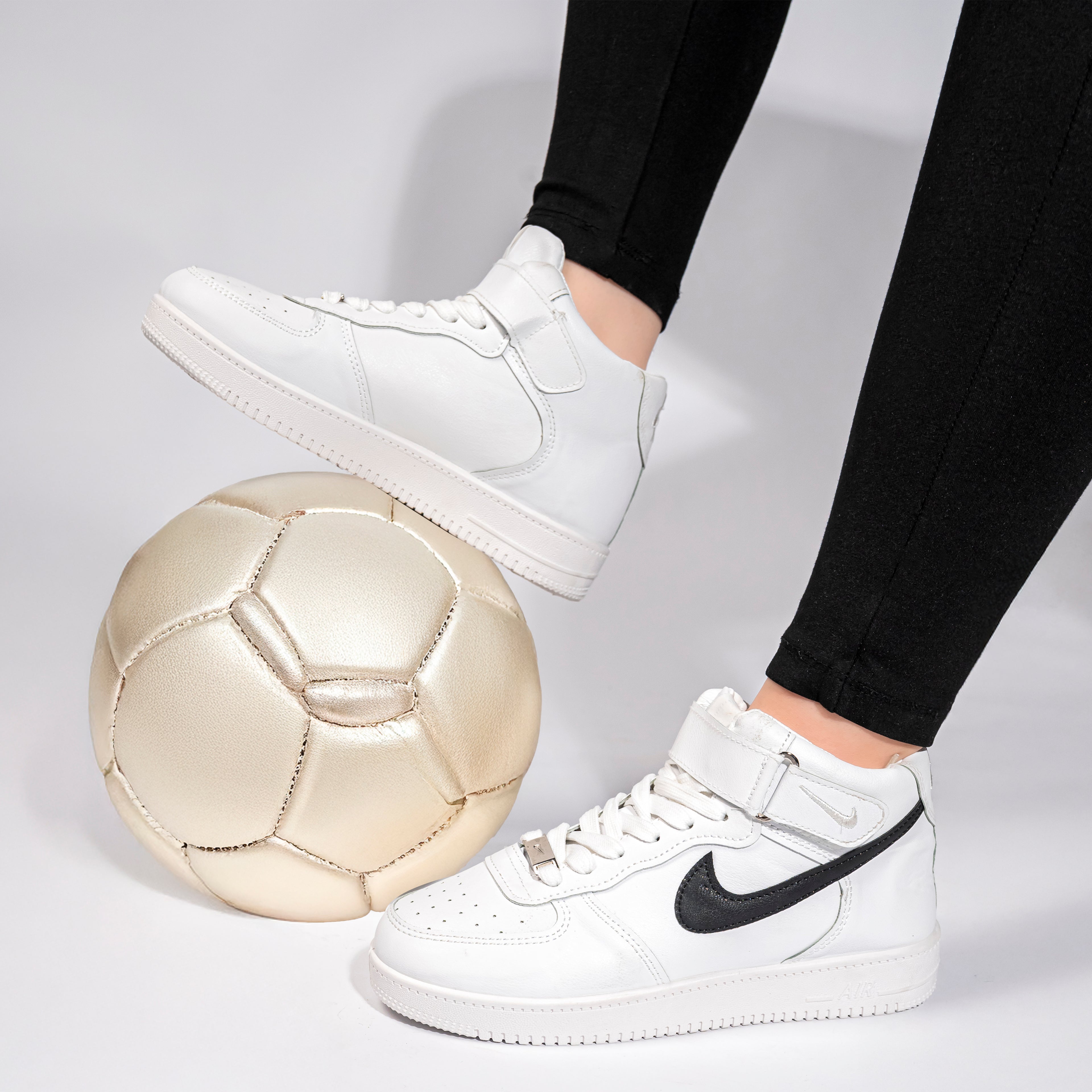Air Force Women’s Sneakers | white - Model 910
