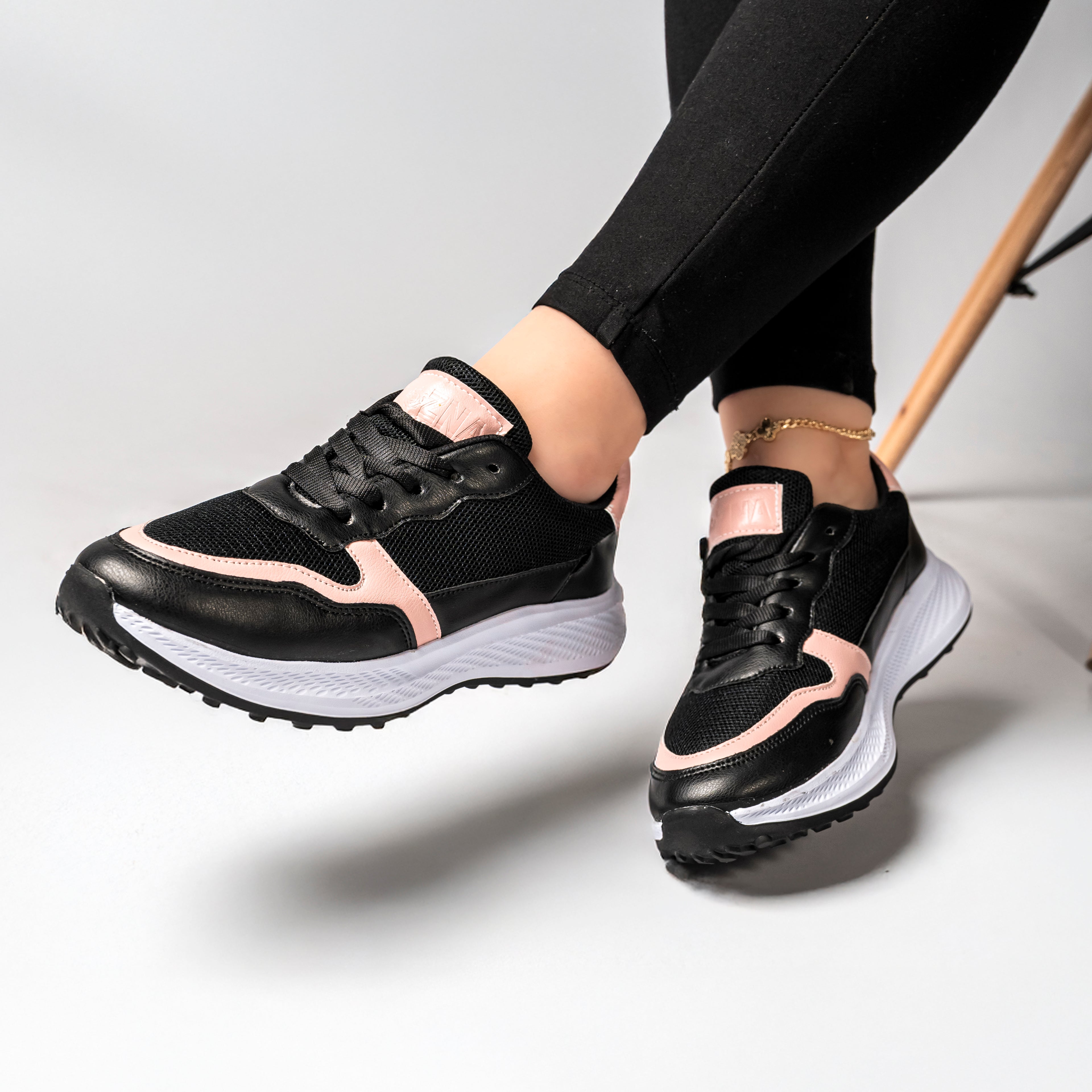 Action black 685